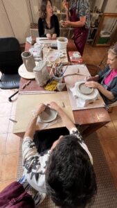 Workshop de cerâmica criativa: Descobre peças únicas e detalhes artesanais
