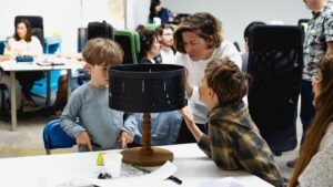 Bring Drawings to Life – Optical Toys Workshop