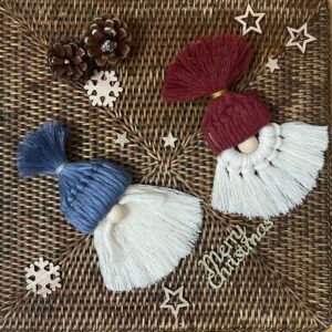 Christmas Handmade Ornaments + Brunch