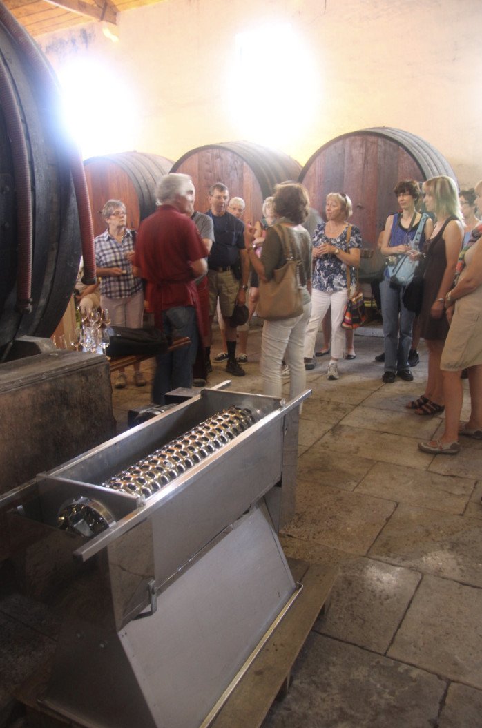 Team Building Wine Workshop Sintra | Wine Bottling Challenge gallery 6
