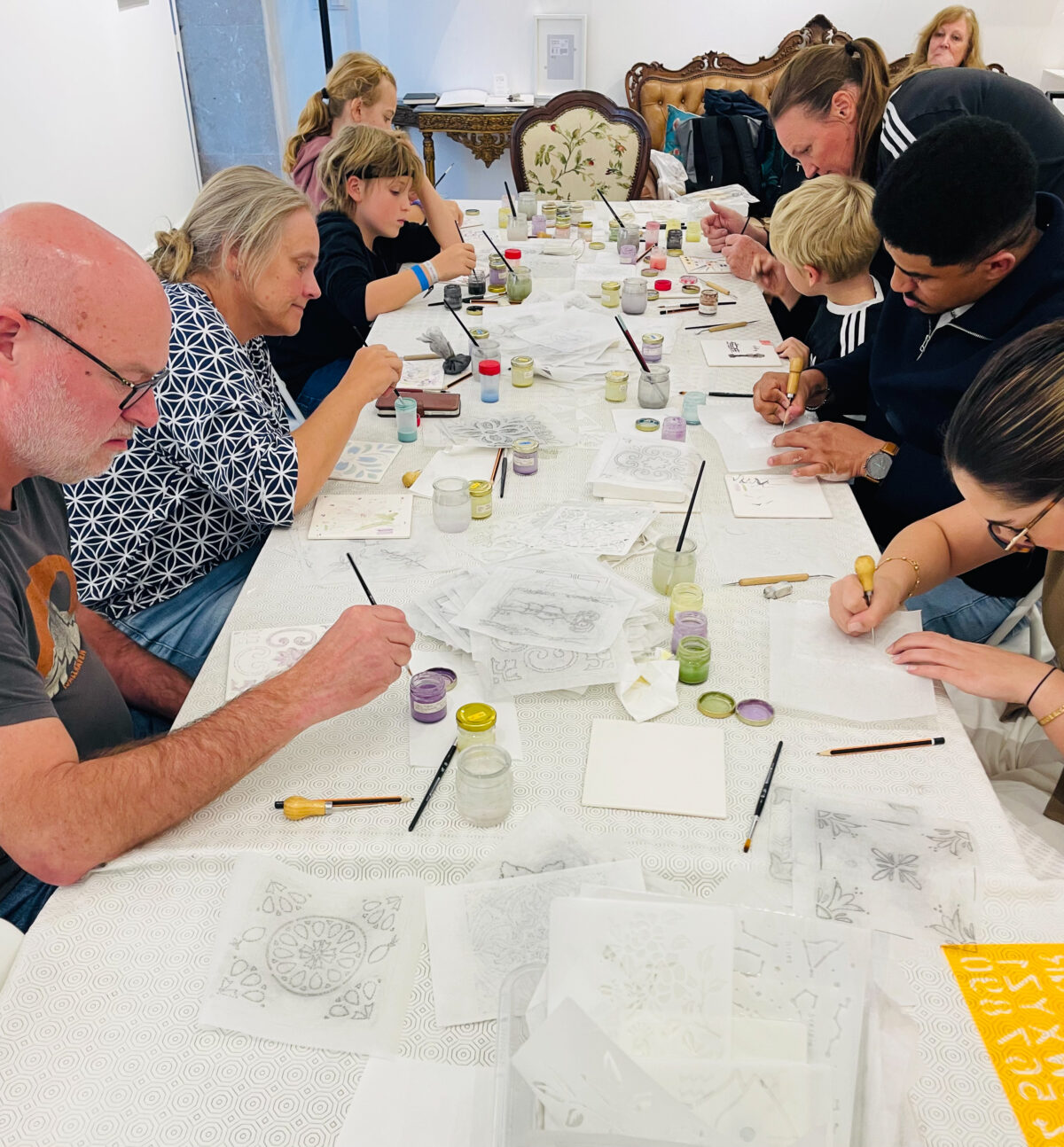 Galeria Azulejo Painting Workshop | Belém with Cristina Cabrita 6