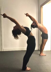 Aula de Hot Yoga Lisboa | 26&2 Sequência inspirada no Bikram