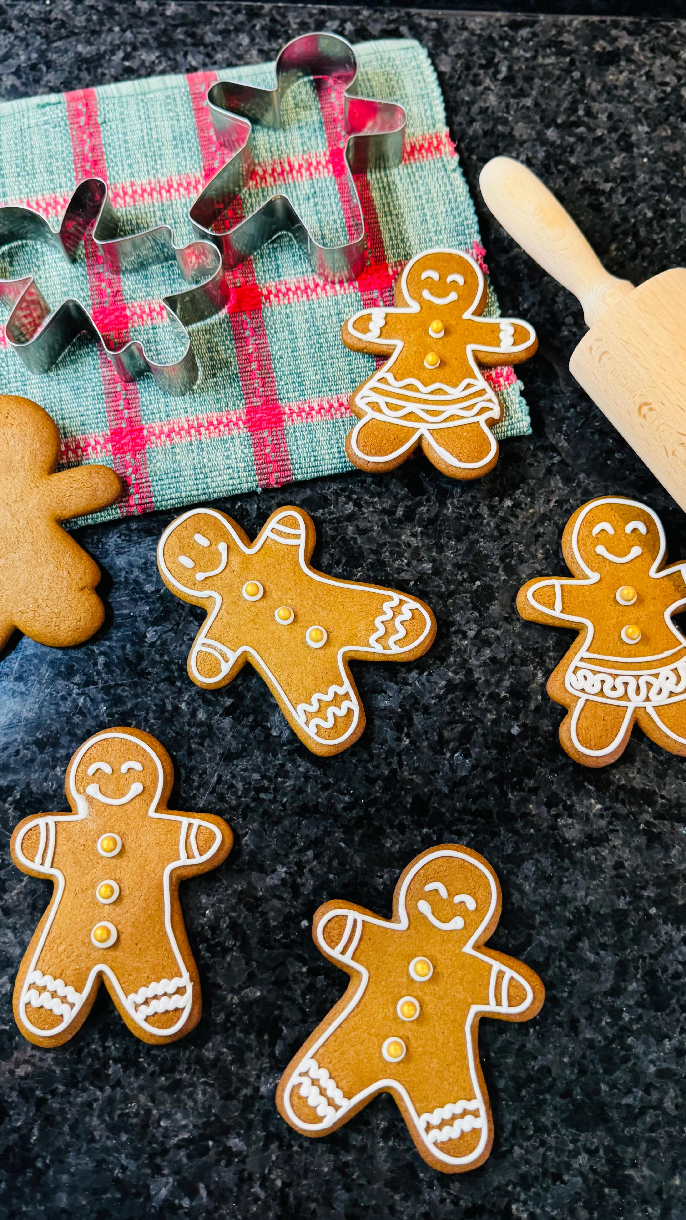 Galeria Christmas Cookie Workshop | Festive Baking with Michael Almeida 7