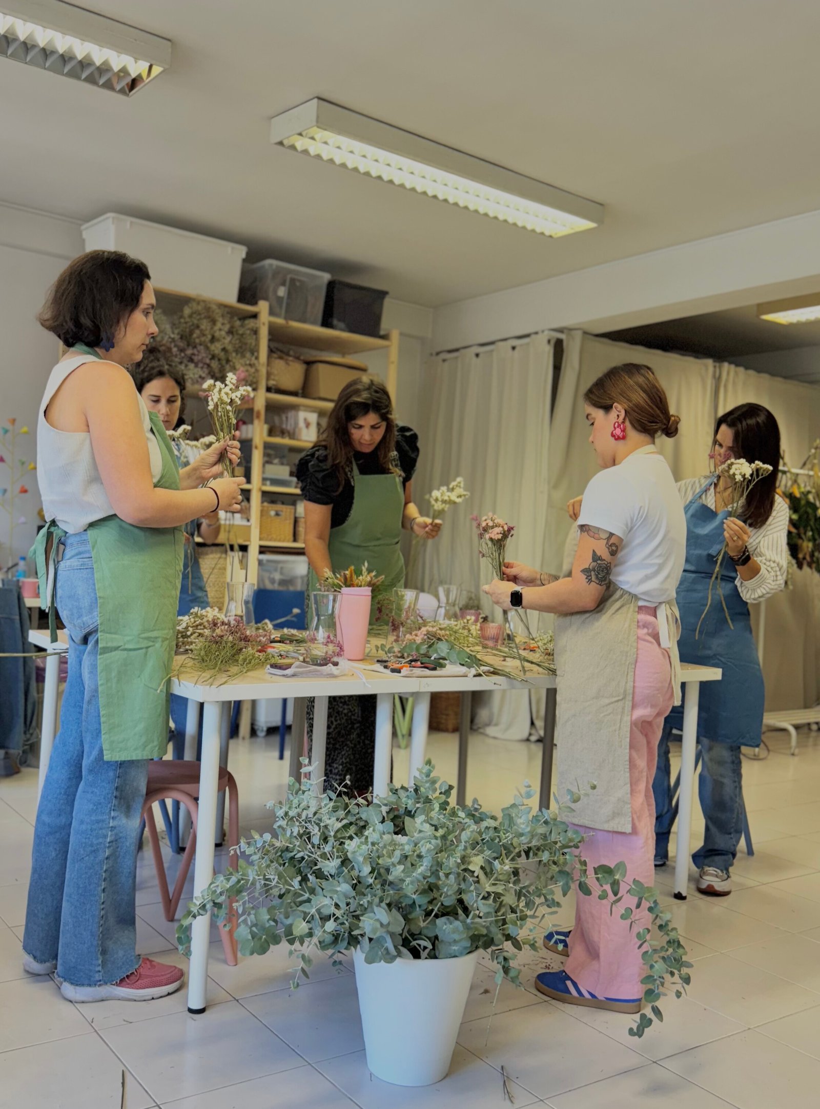 Dried Flowers Bouquet Workshop in Porto gallery 6