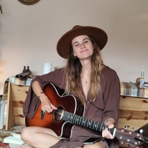 🎶 Write Your Own Song ~ A Beginner-Friendly Songwriting Workshop in Lisbon