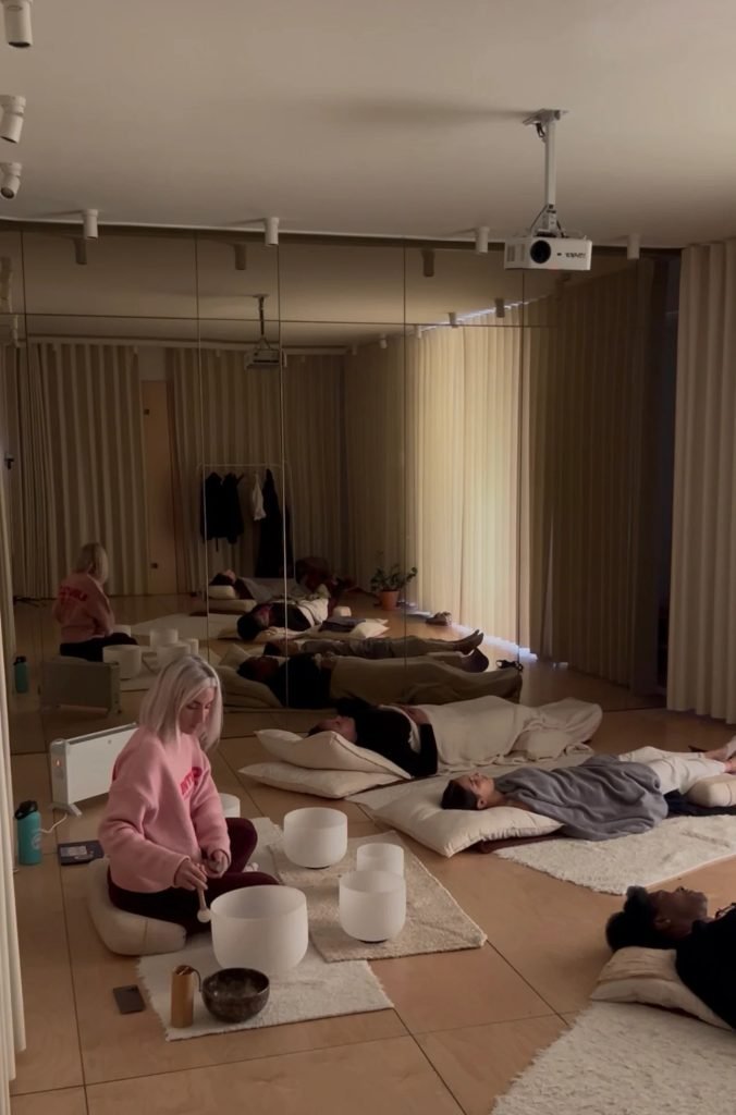 Small group sound healing session with crystal singing bowls for anxiety and stress relief Lisbon