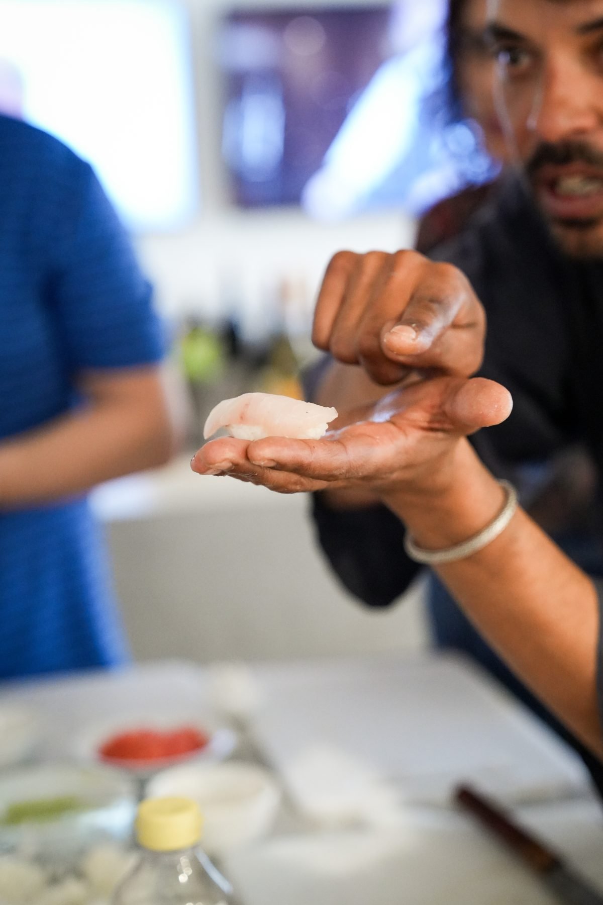 Sushi Making Workshop in Lisbon | 2.5h Class + Meal | Chef Jaime de Carvalho gallery 8