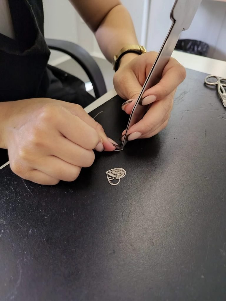 Creating Portuguese filigree silver jewelry using ancient traditional techniques workshop Lisbon