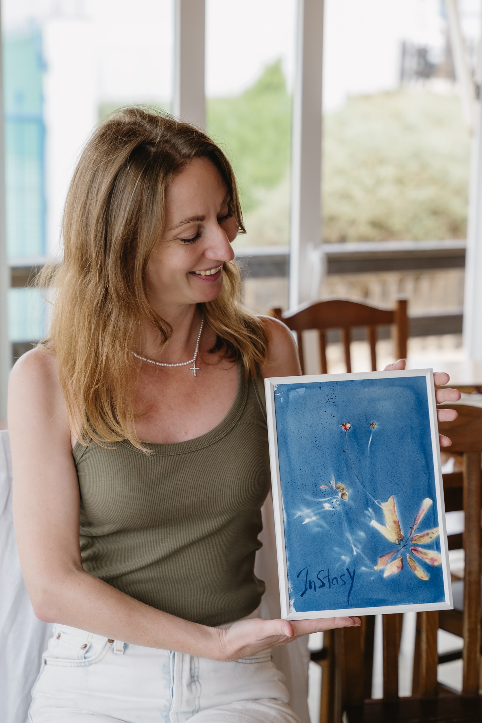 Cyanotype Art Experience in the Algarve Mountains | Catarina Olefir gallery 8