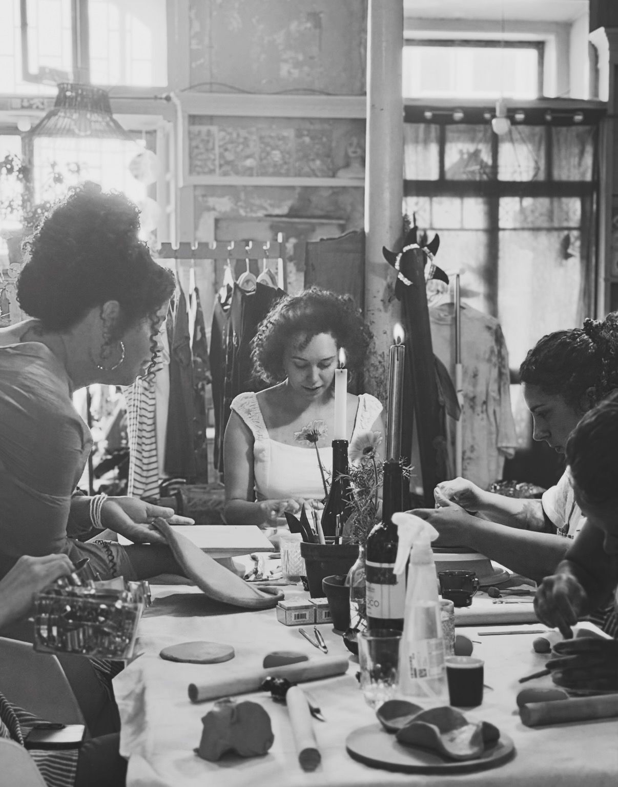 Clay Therapy Club | Ceramics Experience at Studio Aluviá gallery 6