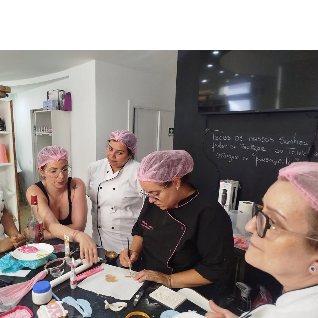 Professional Cake Design Course gallery 3
