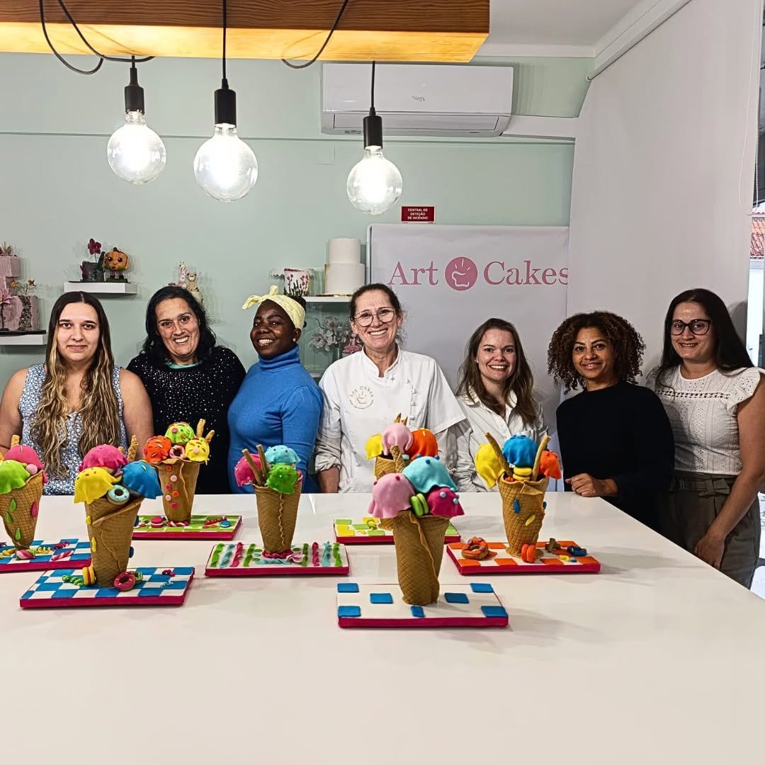 Professional Cake Design Course gallery 8