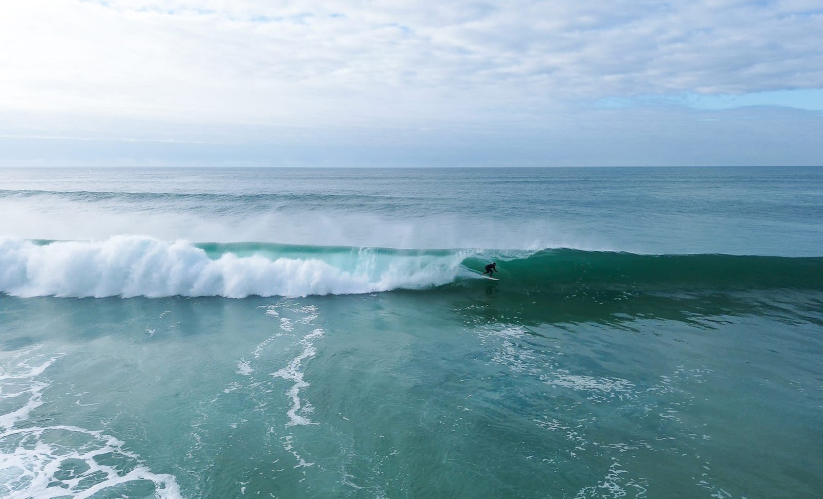 Lisbon Surf Guide