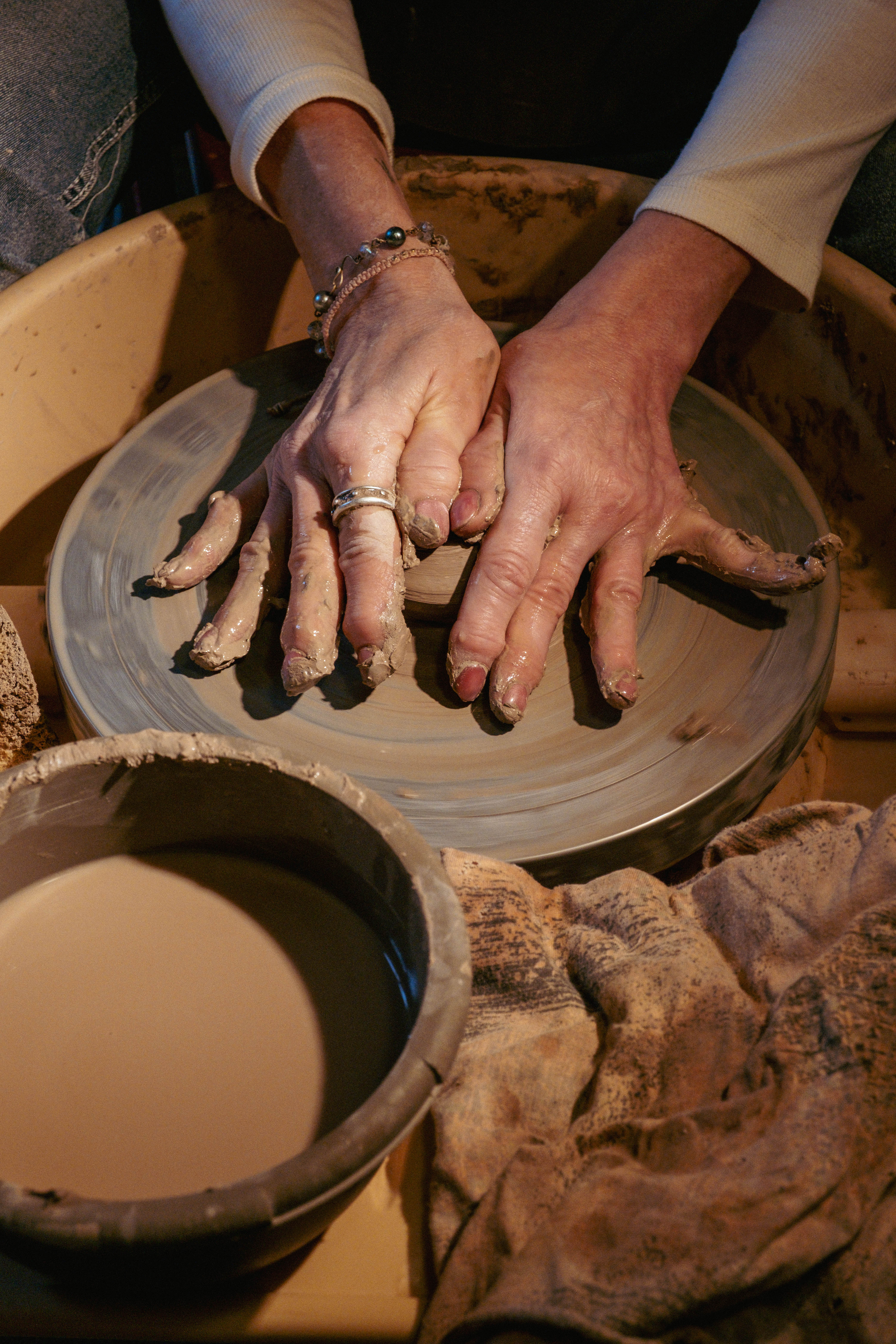 Galeria Introduction to Ceramics Course 3