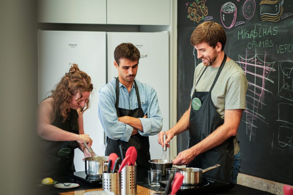 Portuguese culture workshops expat families pastel de nata baking Portuguese pastry tradition Lisbon