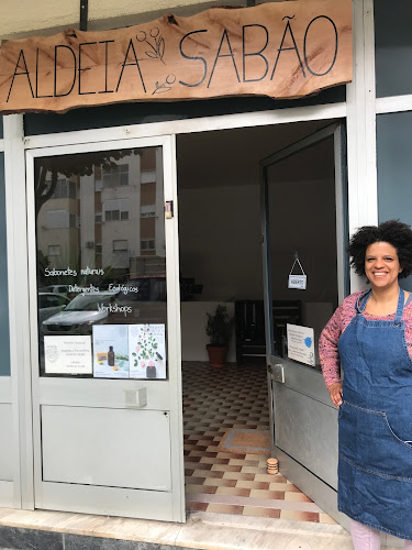 Natural Cosmetics Workshop gallery 2