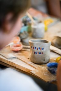 Friends On: Clay Workshop to Meet New People in Lisbon