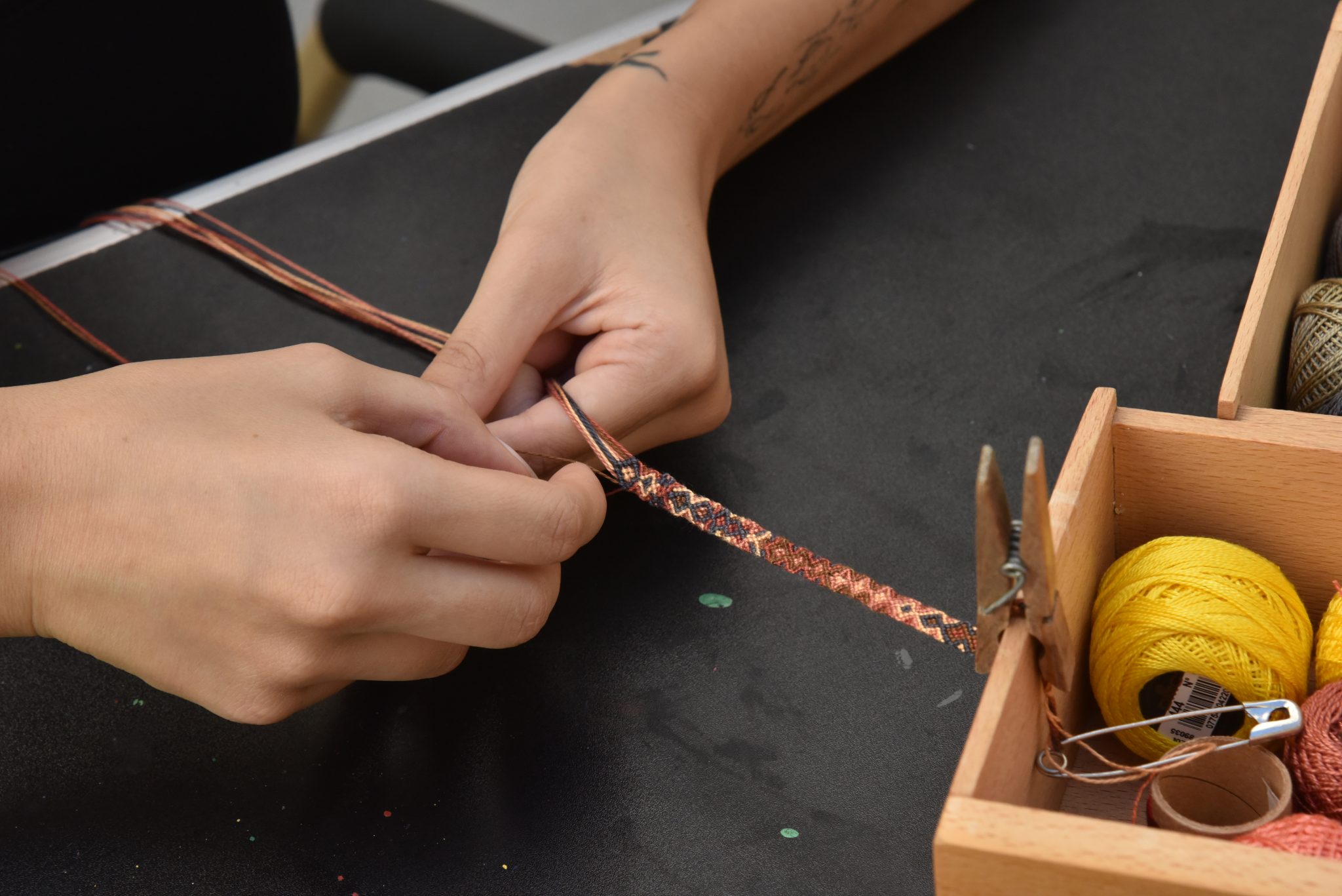 Galeria Macramé Bracelets Workshop – Level 2 2
