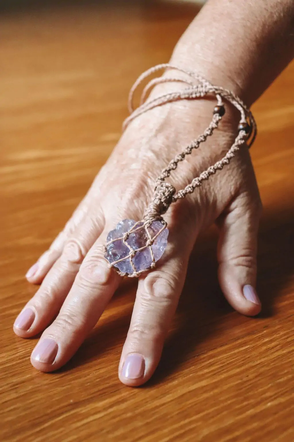 Galeria Macramé Crystal Necklace Workshop 1