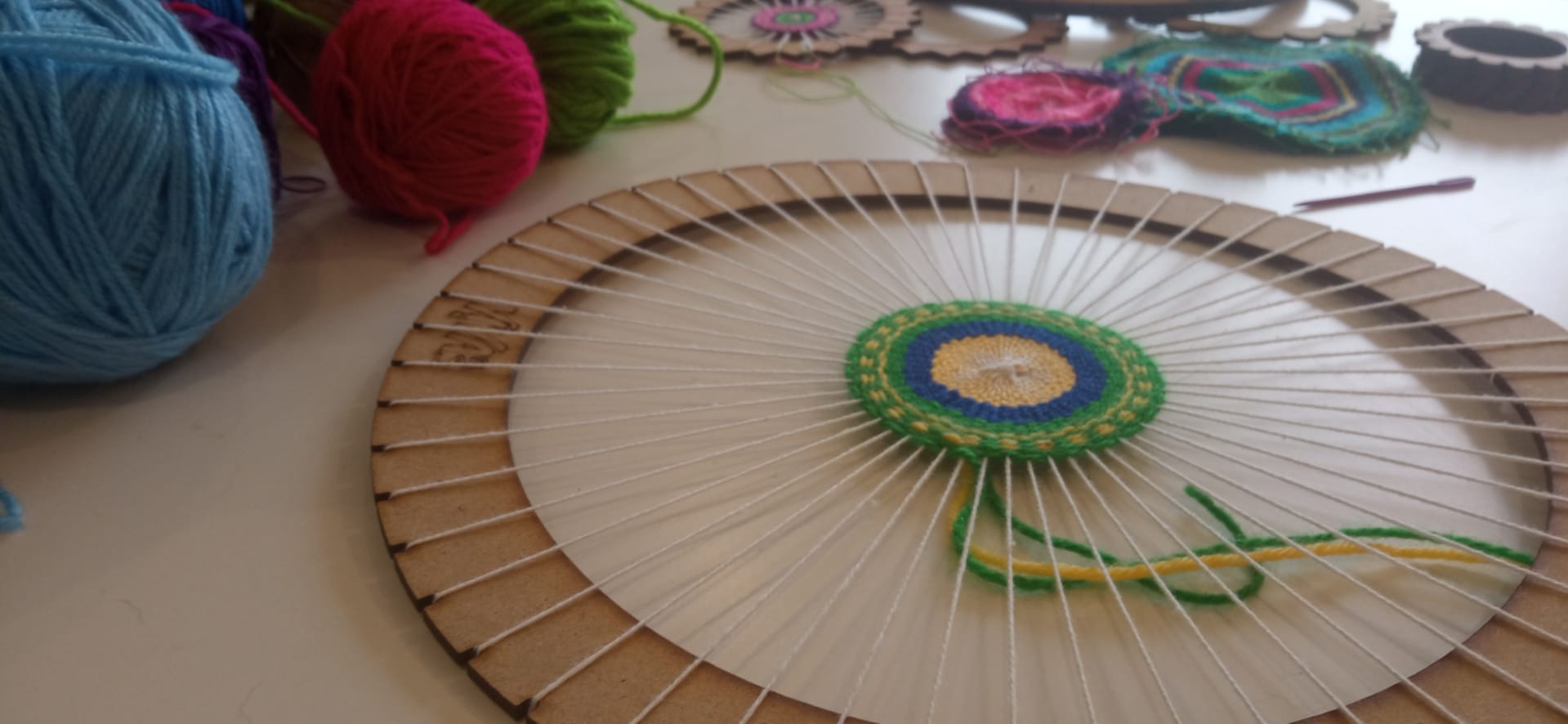 Circular Loom Weaving Workshop gallery 1
