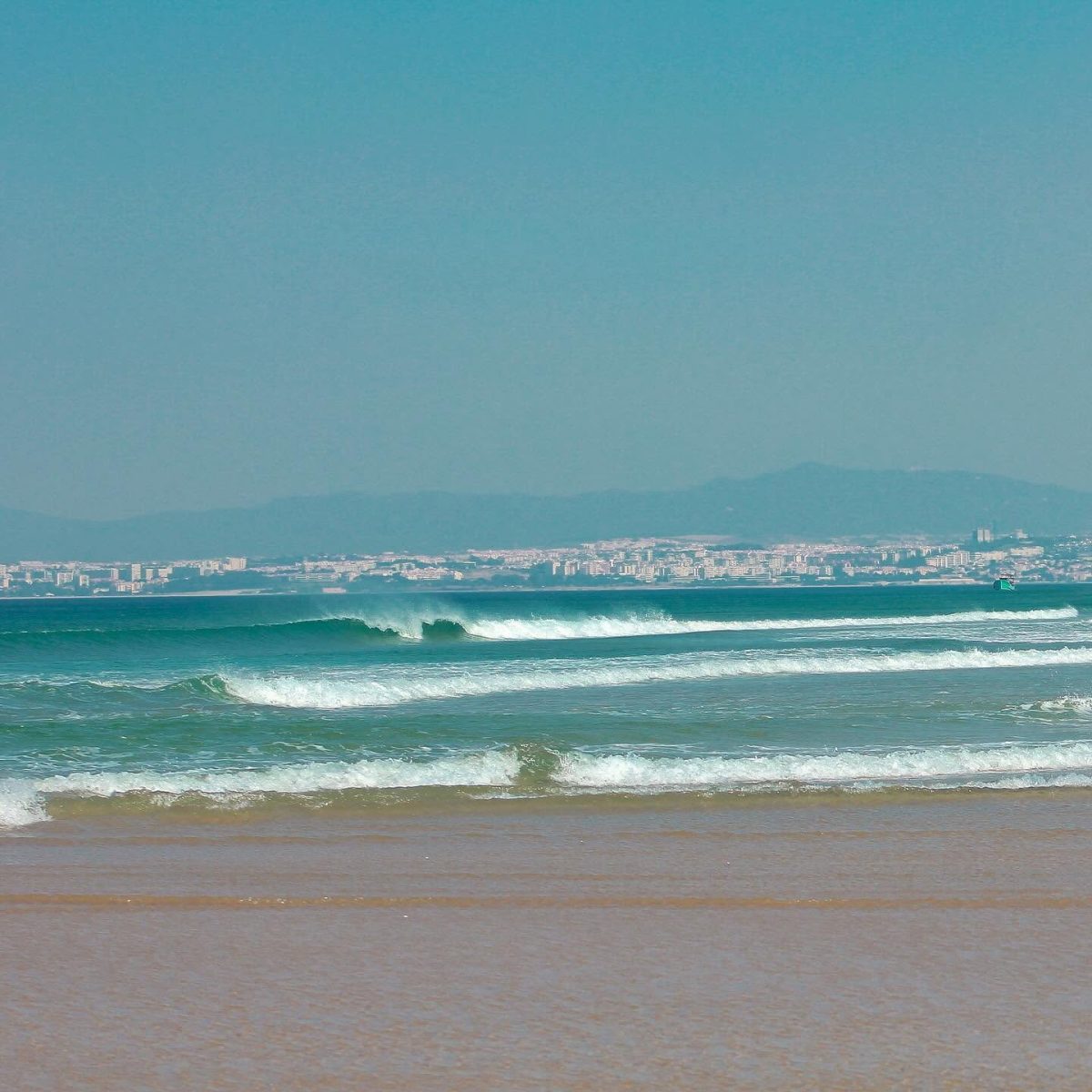 Galeria Group Bodyboard Lesson at Costa da Caparica 4